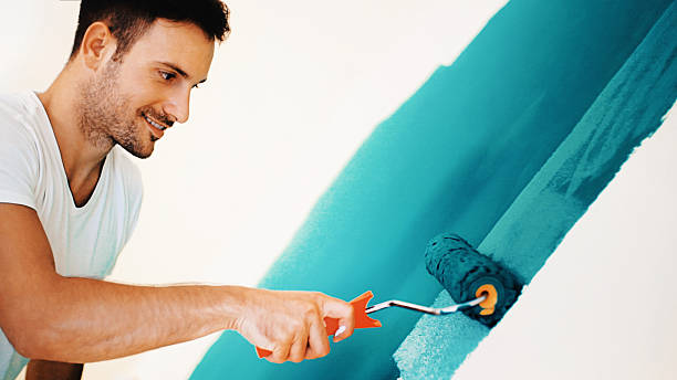 Best Wallpaper Removal and Painting  in Bayport, NY